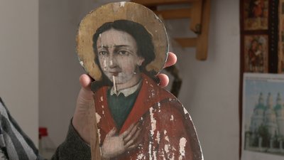 У волинському музеї оновлюють стародавні ікони У волинському музеї оновлюють стародавні ікони