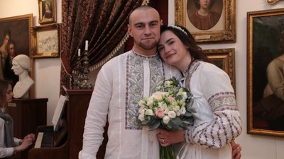 У Луцькому замку взяла шлюб за добу пара військових