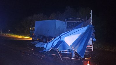 На Рівненщині у ДТП втрапила маршрутка з пасажирами. Є загиблий і травмовані На Рівненщині у ДТП втрапила маршрутка з пасажирами. Є загиблий і травмовані