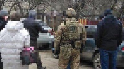 СБУ на Херсонщині викрила канал нелегальних перевезень громадян до РФ