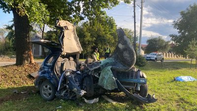 ДТП, поліція, Франківщина, Кути, рятувальники, автомобіль