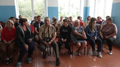 Батьки й педагоги бояться закриття. Історія школи на Рівненщині, де вчиться 50 дітей