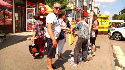 У Житомирі борються зі стихійною торгівлею У Житомирі борються зі стихійною торгівлею
