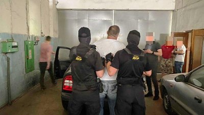 Керівник Автобази у Рівному – в лікарні під охороною. За що його затримали