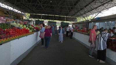 Сезон полуниці: звідки і за скільки продають ягоду на вінницьких ринках Сезон полуниці: звідки і за скільки продають ягоду на вінницьких ринках