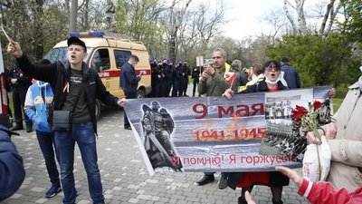 Заборонена символіка та сутички. Як пройшло 9 травня в Одесі Заборонена символіка та сутички. Як пройшло 9 травня в Одесі