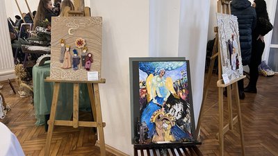 У Тернополі відкрили резиденцію "Додому на Різдво" У Тернополі відкрили резиденцію "Додому на Різдво"