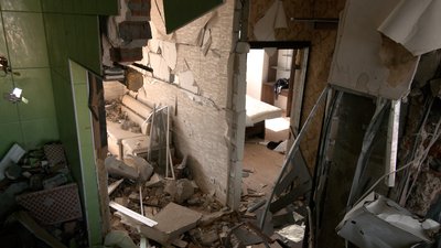 Будинок всередині Будинок всередині