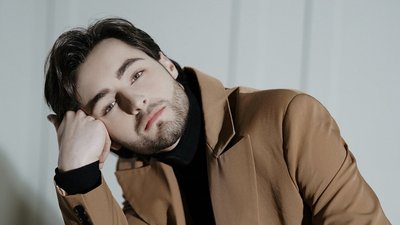 KHYAT: "Війна війною, але любов і мрії не можна відкладати" KHYAT: "Війна війною, але любов і мрії не можна відкладати"