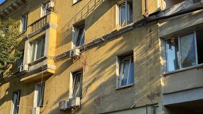 обстріл Дніпра, удар по підприємству, пошкоджено Метеор