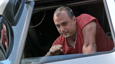 Кілометрові черги на "Ягодині": як коментують ситуацію далекобійники, прикордонники та митники Кілометрові черги на "Ягодині": як коментують ситуацію далекобійники, прикордонники та митники