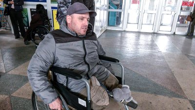 Люди з інвалідністю перевірили на доступність вулиці та громадські місця в Луцьку: висновки Люди з інвалідністю перевірили на доступність вулиці та громадські місця в Луцьку: висновки