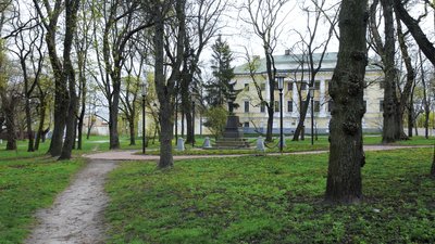 Демонтаж пам’ятника Пушкіну у Чернігові: думки влади та істориків Демонтаж пам’ятника Пушкіну у Чернігові: думки влади та істориків
