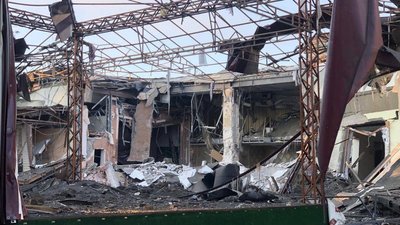 Під ракетний удар потрапив готель у центральному парку Запоріжжя, загинув співробітник
