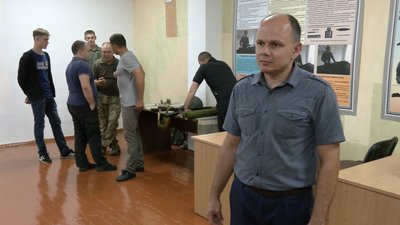 На безплатні курси стрільців у тирі волинського університету зареєструвалась перша сотня охочих На безплатні курси стрільців у тирі волинського університету зареєструвалась перша сотня охочих