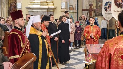 Хресна дорога за мир в Україні Хресна дорога за мир в Україні