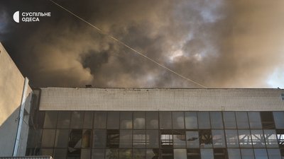 В Одесі російська ракета влучила в цивільний об'єкт В Одесі російська ракета влучила в цивільний об'єкт