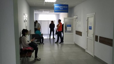 Якими вакцинами проти COVID-19 щеплюють на Волині Якими вакцинами проти COVID-19 щеплюють на Волині