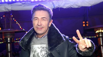 Вихваляв Путіна за анексію Криму. Російському співаку заборонили в'їзд в Україну