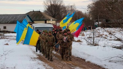 На Чернігівщині попрощалися з солдатом Андрієм Шурігою На Чернігівщині попрощалися з солдатом Андрієм Шурігою