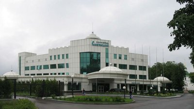 Угоду з продажу готелю «Слов’янський», що у Новгороді-Сіверському, розірвуть