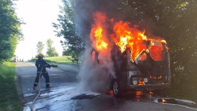 На Волині під час руху загорівся вантажний автомобіль