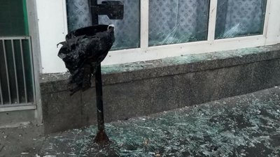Вибух біля метро "Шулявська": постраждали четверо перехожих, одного прооперували