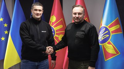 Михайло Федоров, Сергій "Флеш" Бескрестнов