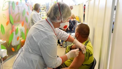 Росія запустила в Україні антивакцинну пропаганду — РНБО