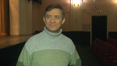 Театральна прем'єра у Запоріжжі: про що вистава "Генерали у спідницях" Театральна прем'єра у Запоріжжі: про що вистава "Генерали у спідницях"