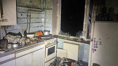 На Житомирщині у власній квартирі на пожежі загинув чоловік На Житомирщині у власній квартирі на пожежі загинув чоловік