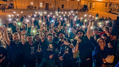 У Чернівцях відбудеться безкоштовний благодійний концерт групи "KOZAK SYSTEM" У Чернівцях відбудеться безкоштовний благодійний концерт групи "KOZAK SYSTEM"