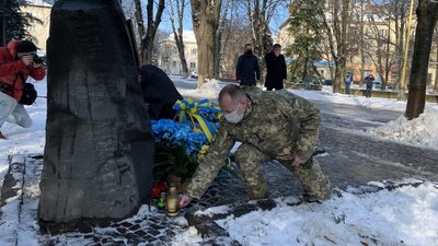 В Ужгороді вшанували пам'ять героїв Небесної Сотні