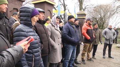 На Житомирщині працівники протестують проти нового керівника На Житомирщині працівники протестують проти нового керівника