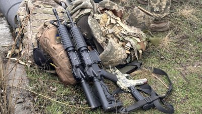 "Стрілецька справа 3.0": на Миколаївщині цивільних навчали стрільбі з бойової зброї "Стрілецька справа 3.0": на Миколаївщині цивільних навчали стрільбі з бойової зброї