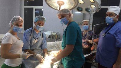 У руках вибухнула петарда. На Буковині прооперували дитину, яка травмувалась через піротехніку