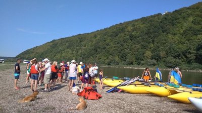 На Тернопільщині дозволили проводити сплави Дністром На Тернопільщині дозволили проводити сплави Дністром