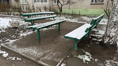 Через стрілянину у Сумах поранені 6 підлітків: що розповідають сусіди та директорка