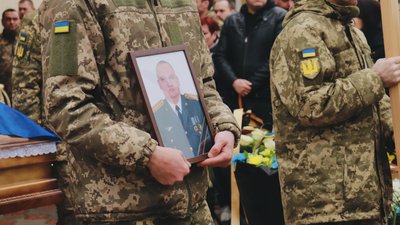 Прощання з пілотом Андрієм Ткаченком