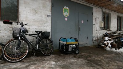 Косметичний ремонт та потужний генератор: як у Новгороді-Сіверському облаштовують "Пункти незламності" Косметичний ремонт та потужний генератор: як у Новгороді-Сіверському облаштовують "Пункти незламності"