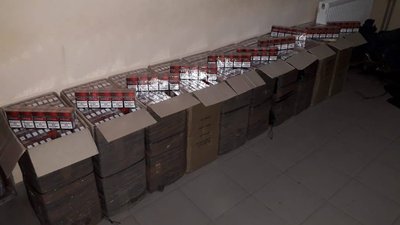 4 950 пачок контрабандних сигарет виявили прикордонники на українсько-румунському кордоні 4 950 пачок контрабандних сигарет виявили прикордонники на українсько-румунському кордоні