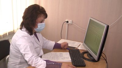 Щеплення від COVID-19: як вакцинують у вінницькому центрі первинної медико-санітарної допомоги №2 Щеплення від COVID-19: як вакцинують у вінницькому центрі первинної медико-санітарної допомоги №2