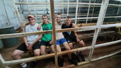 У селі на Полтавщині люди самостійно облаштовують укриття