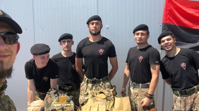 Заповідав побратимам заспівати "Довбуша" на могилі: історія бійця з Франківщини Валентина Слюсарчука Заповідав побратимам заспівати "Довбуша" на могилі: історія бійця з Франківщини Валентина Слюсарчука