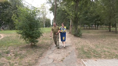 "Били, душили, не давали їсти й пити": спогади жінки, що пережила російський полон на Запоріжжі "Били, душили, не давали їсти й пити": спогади жінки, що пережила російський полон на Запоріжжі