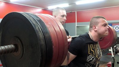 Глухівські пауерліфтери готуються до чемпіонату Європи