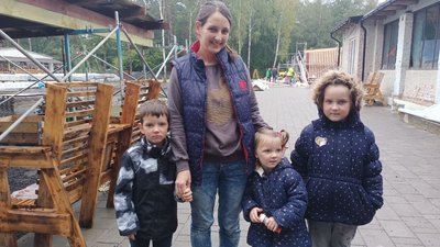 На Волині за кошти благодійників зі Швеції реконструюють будівлі оздоровчого табору під житло для переселенців На Волині за кошти благодійників зі Швеції реконструюють будівлі оздоровчого табору під житло для переселенців