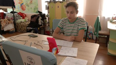Вісім переселенців від початку повномасштабної війни проживають у дитячому садочку в місті на Волині Вісім переселенців від початку повномасштабної війни проживають у дитячому садочку в місті на Волині