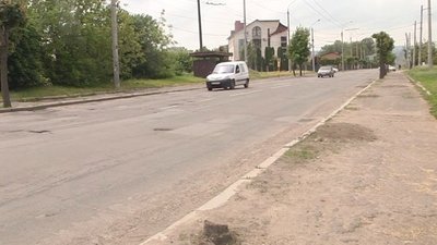Чернівці отримали частину грошей на ремонт вулиці Хотинської