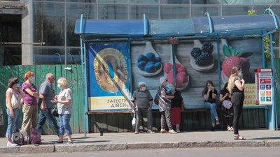 У Чернівцях відновили роботу громадського транспорту в режимі спецперевезень